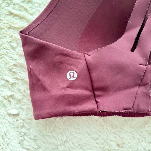 Lululemon AirSupport Sports Bra Size 34D - Picture 2 of 5